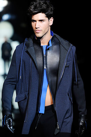 Emporio Armani / - 2010-2011